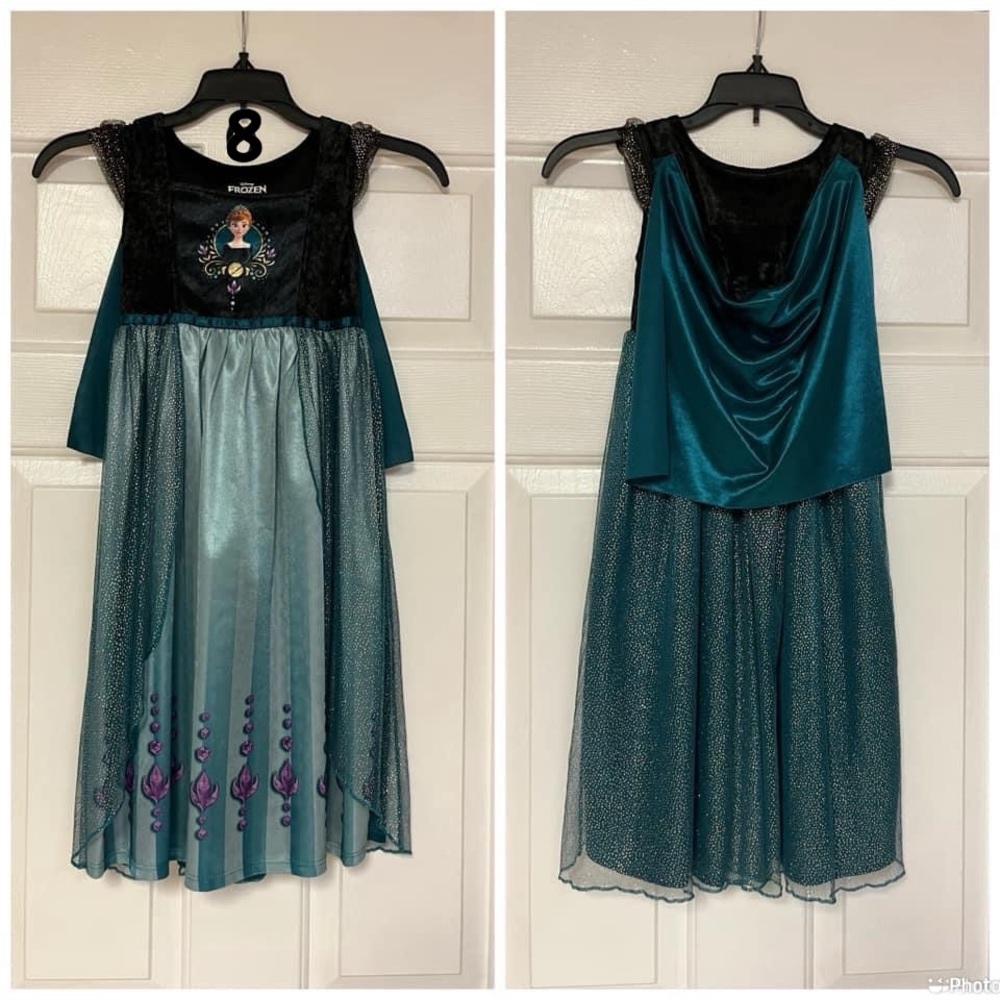 Disney Anna Gown/Dress, 8